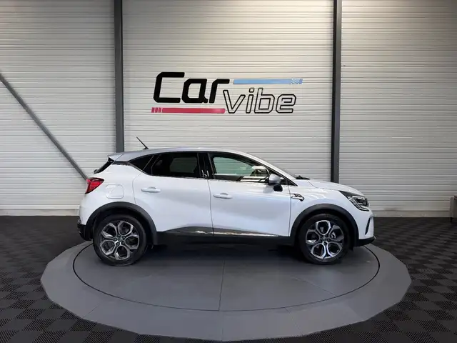 Renault Captur view 3