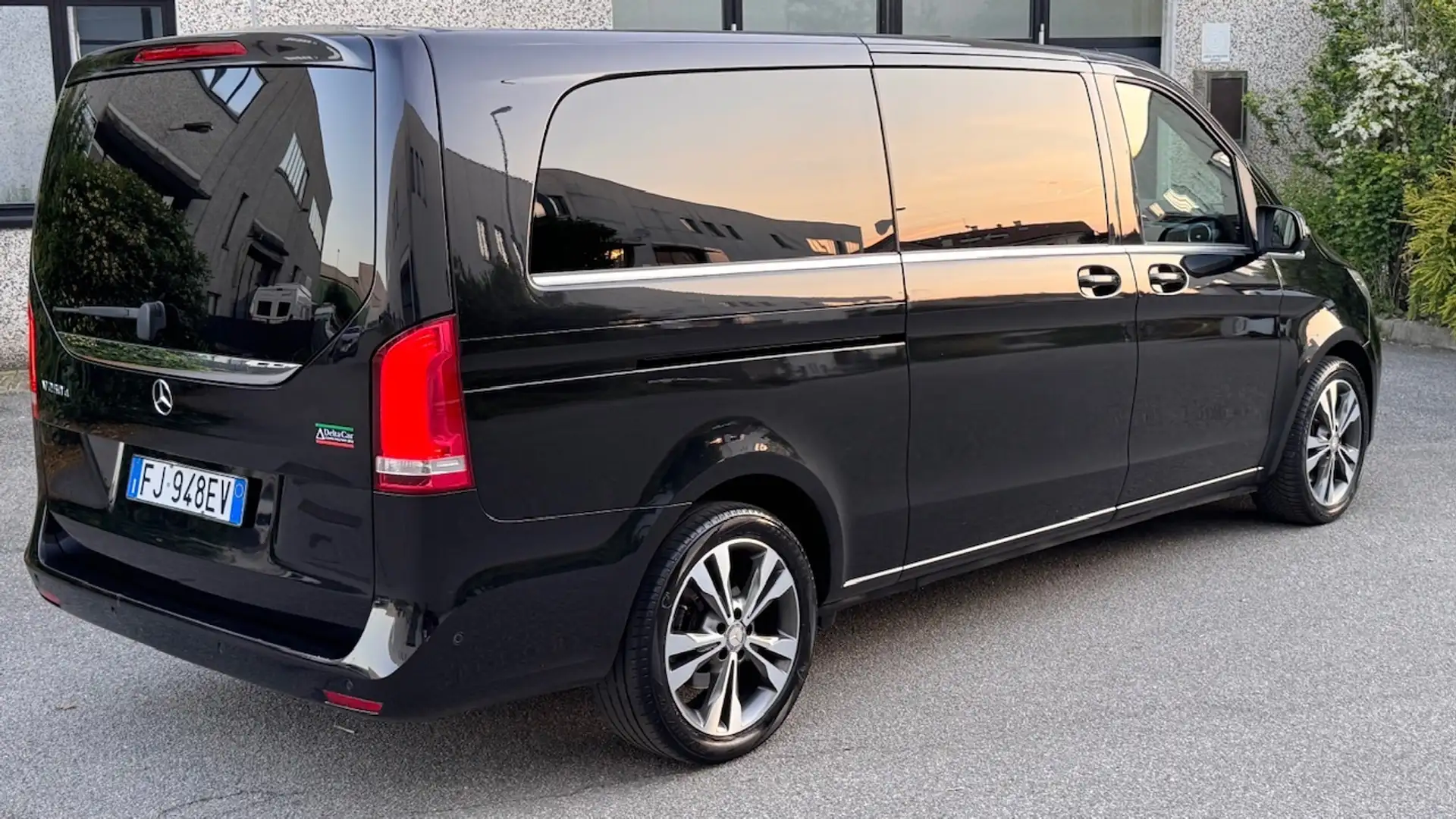 Mercedes-Benz V 250 V250 CDI PREMIUM EXTRA LONG Noir - 2