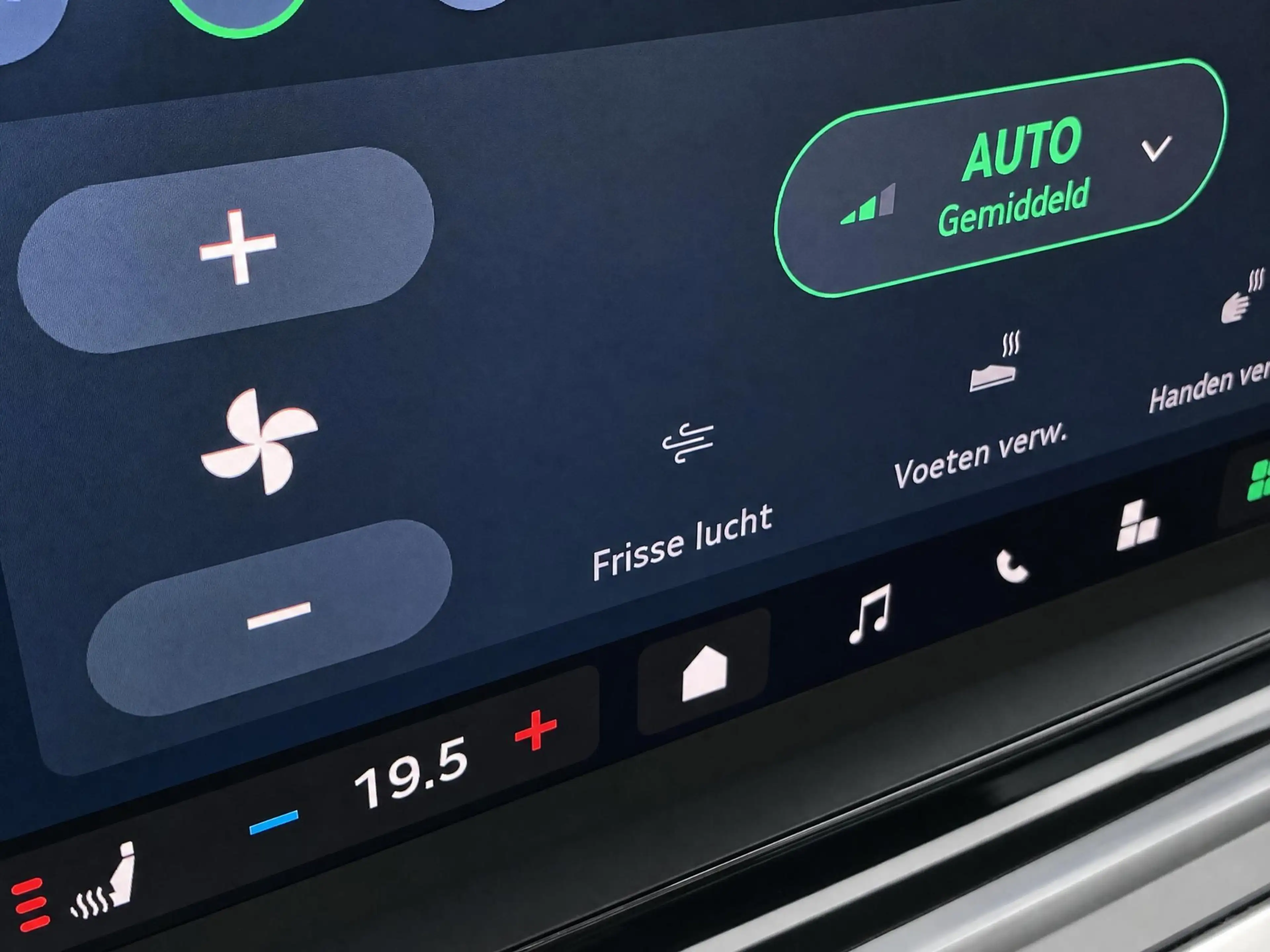 Skoda Octavia Combi 1.5TSI/115PK FL Selection · Apple/Android Ca — photo 10