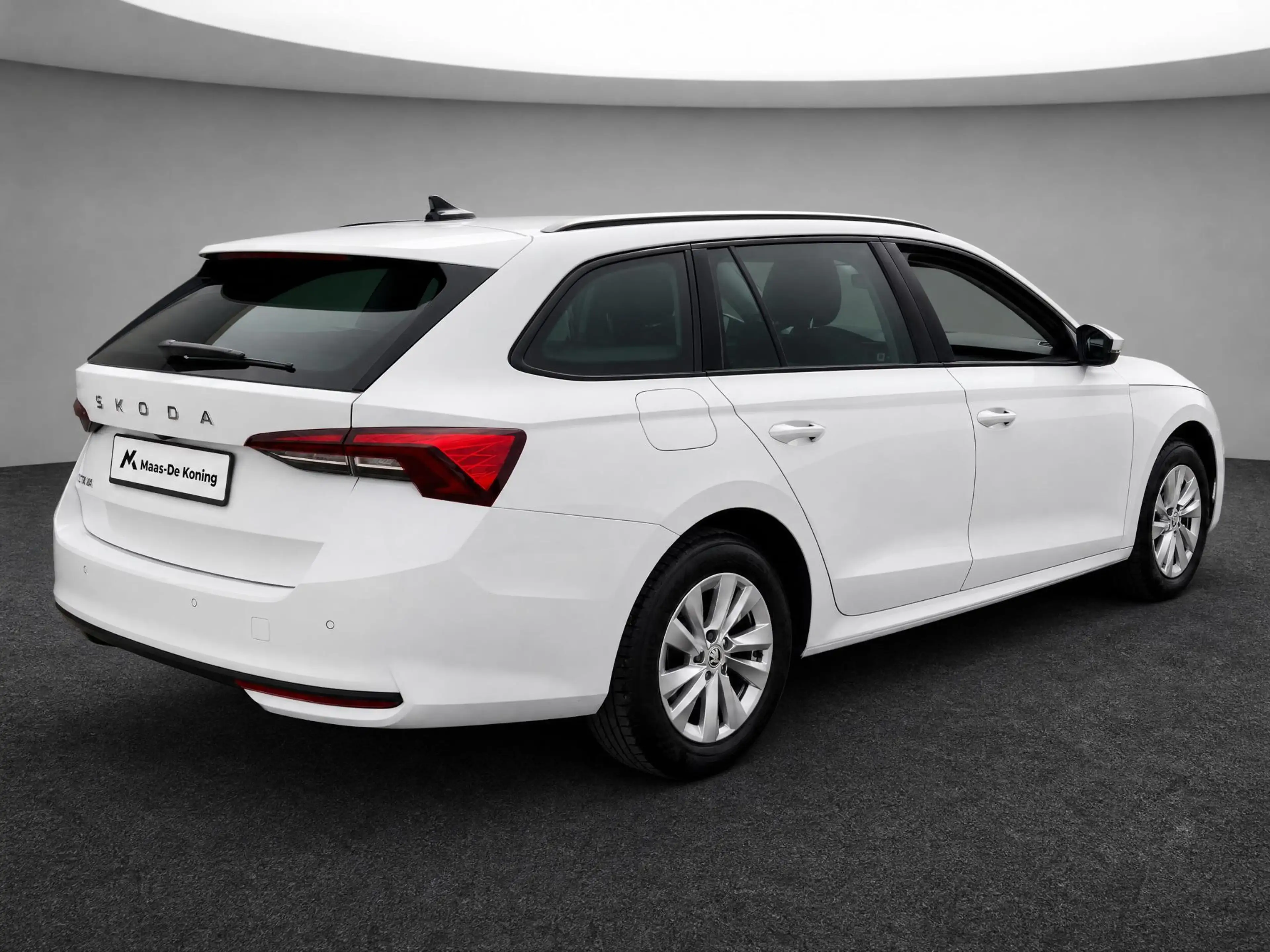 Skoda Octavia Combi 1.5TSI/115PK FL Selection · Apple/Android Ca — photo 3