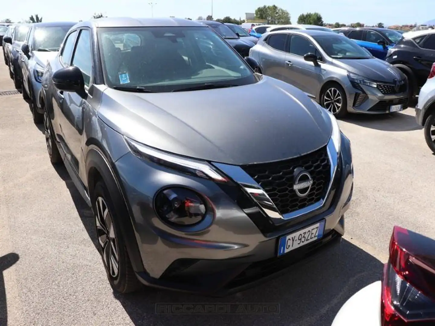Nissan Juke 2ª serie 1.0 DIG-T 114 CV DCT Acenta Grigio - 2