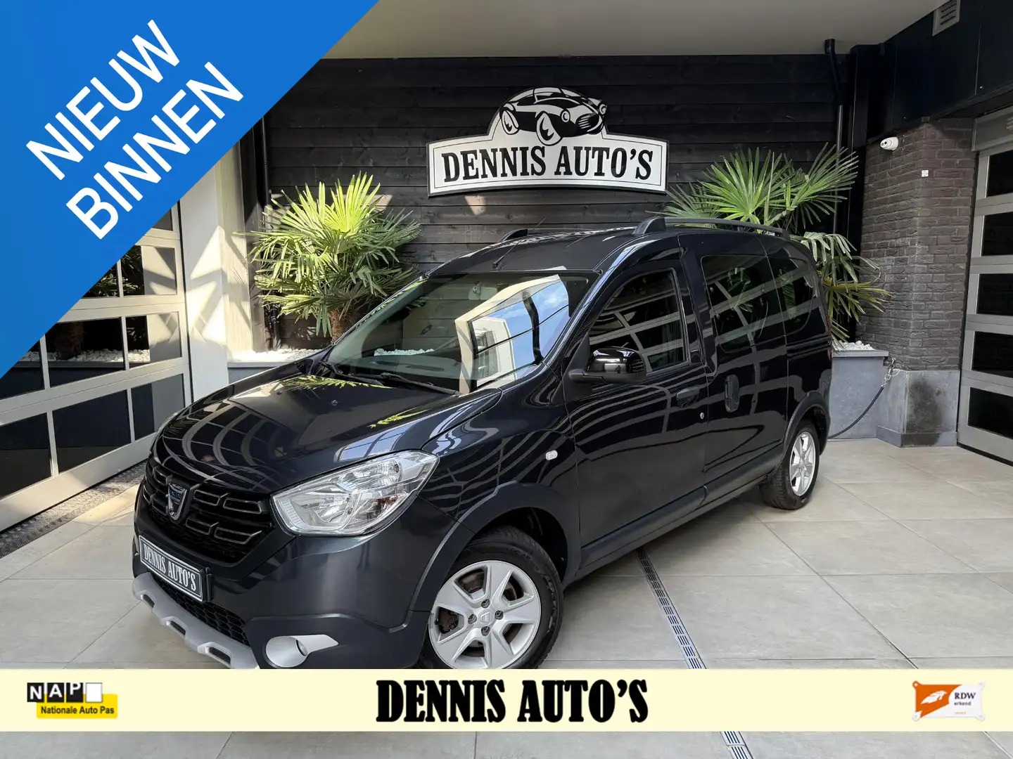 Dacia Dokker 1.2 TCe S&S Série Limitée Stepway Grijs - 1