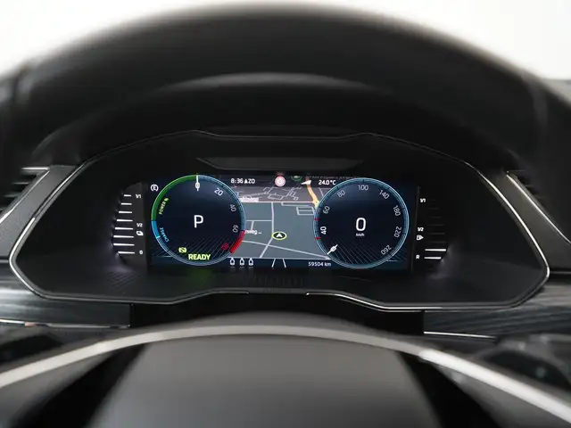 Skoda Superb view 10