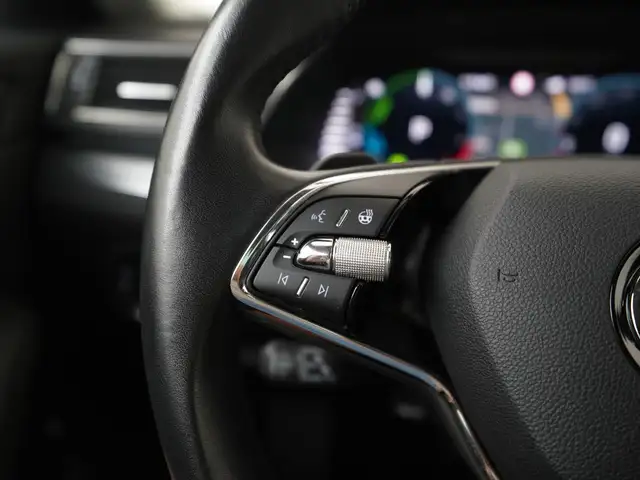 Skoda Superb view 9