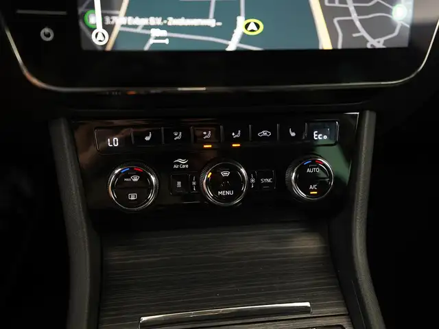 Skoda Superb view 13