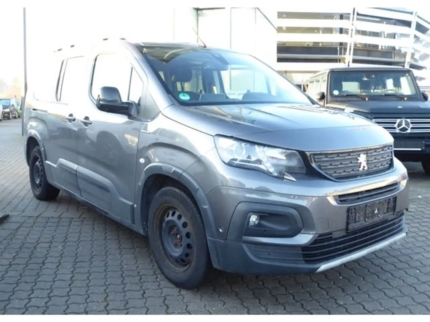 Peugeot Rifter 1.2 Pure Tech 130 L2 GT-Line Navi 360 PDC Grau - 1