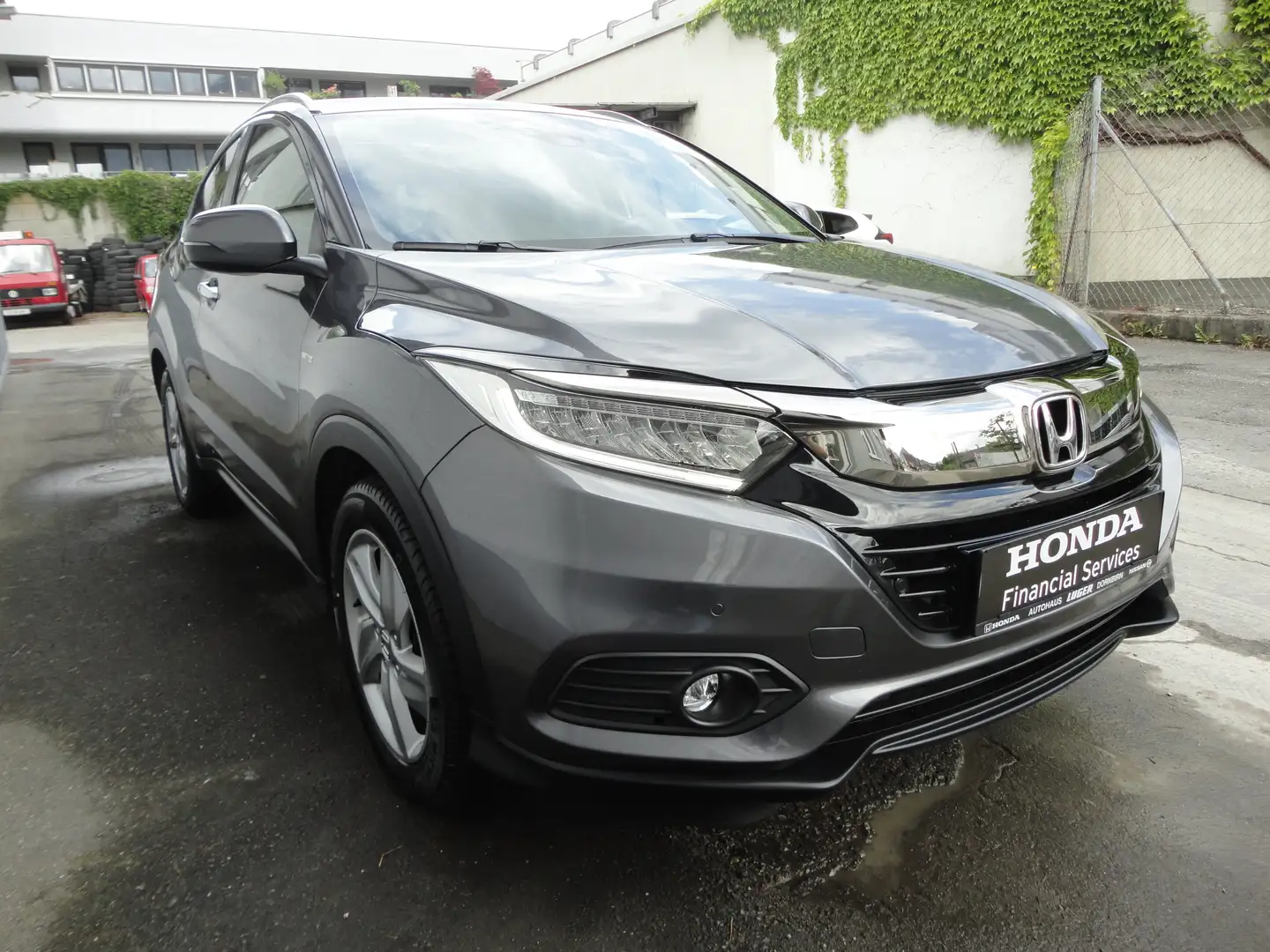 Honda HR-V 1,5 Executive CVT Grau - 2