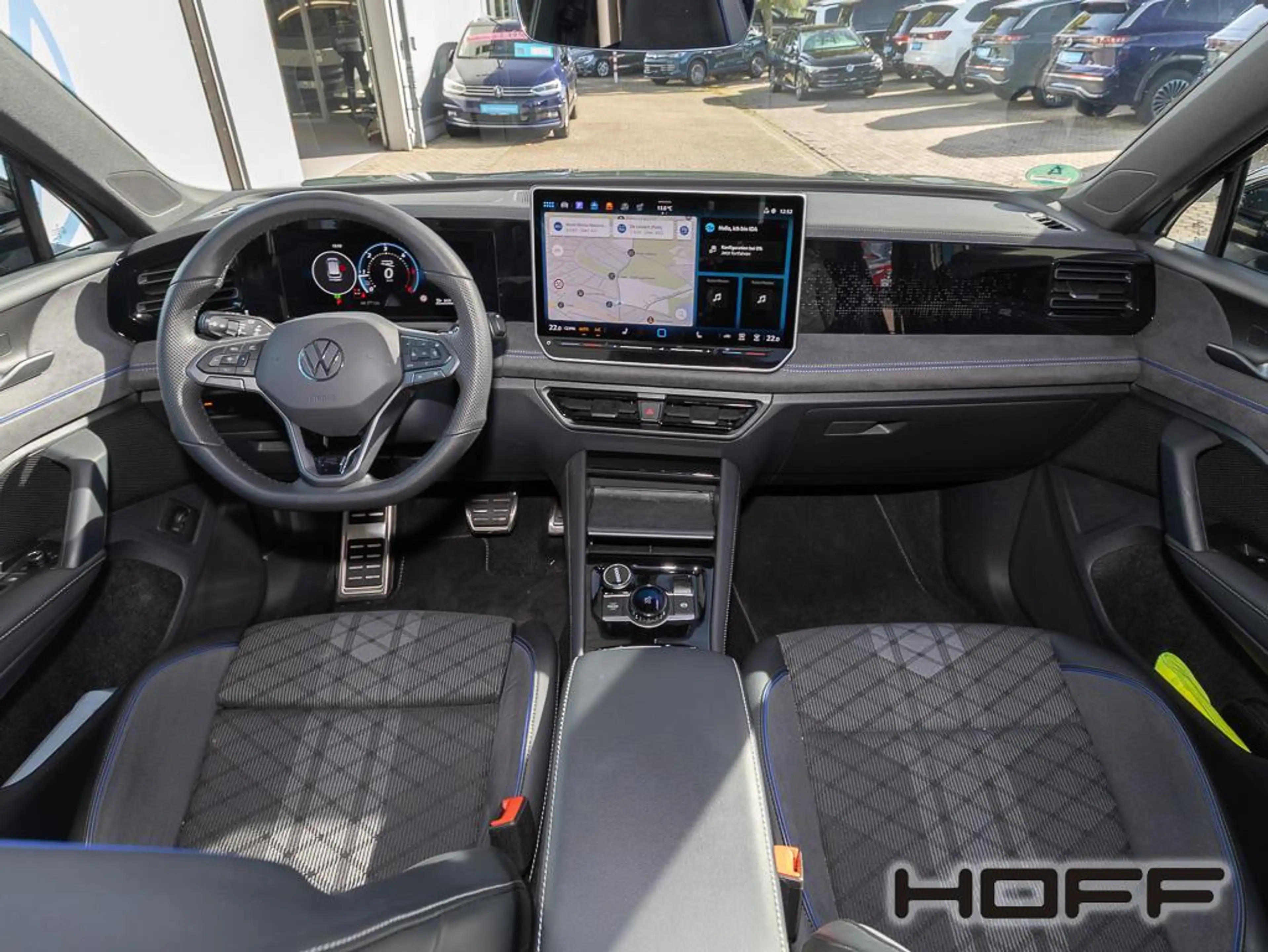 Volkswagen Tiguan 2.0 TDI DSG R-Line Navi AHK 5J Garantie Black-Styl — photo 8