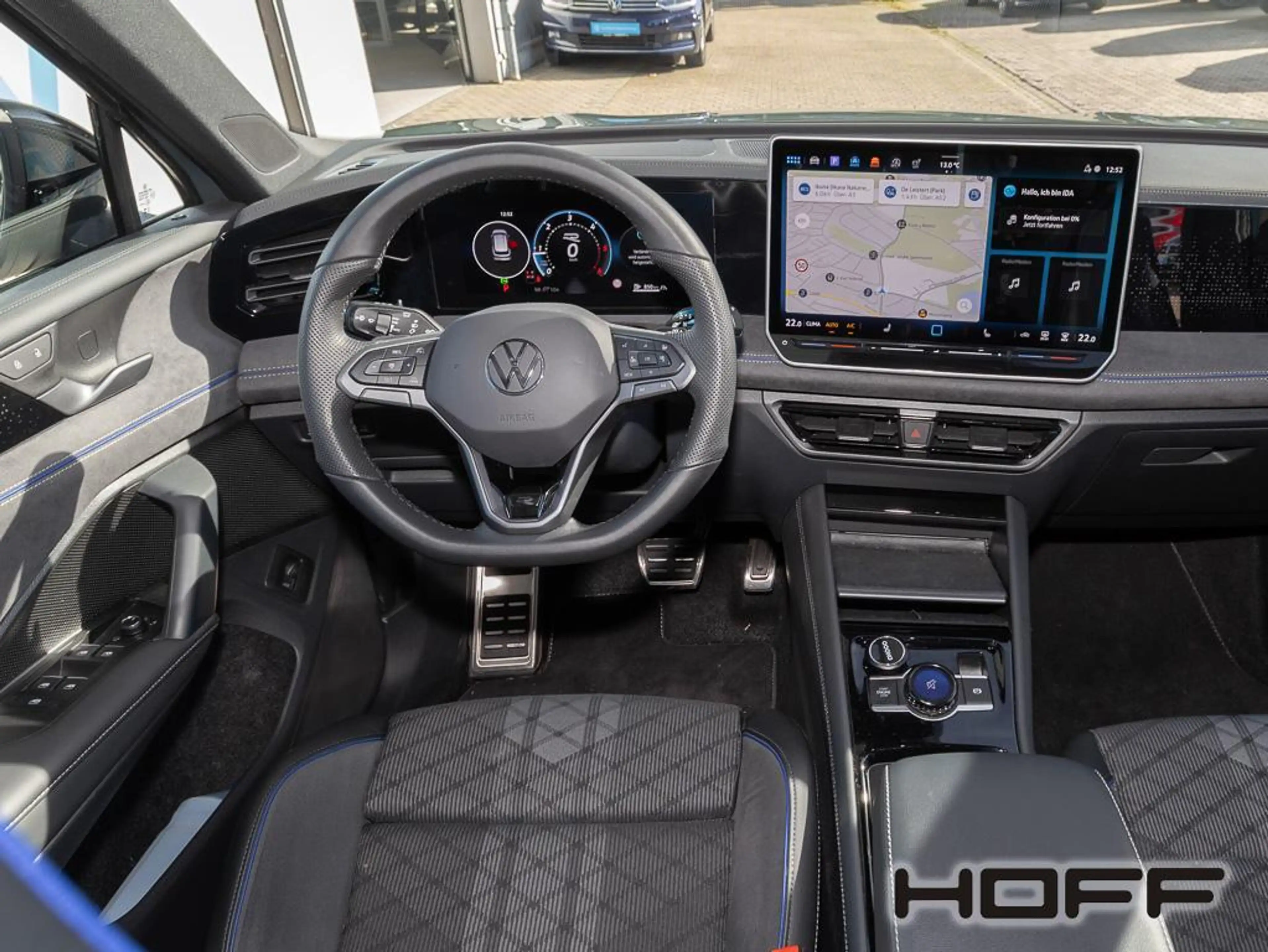 Volkswagen Tiguan 2.0 TDI DSG R-Line Navi AHK 5J Garantie Black-Styl — photo 6