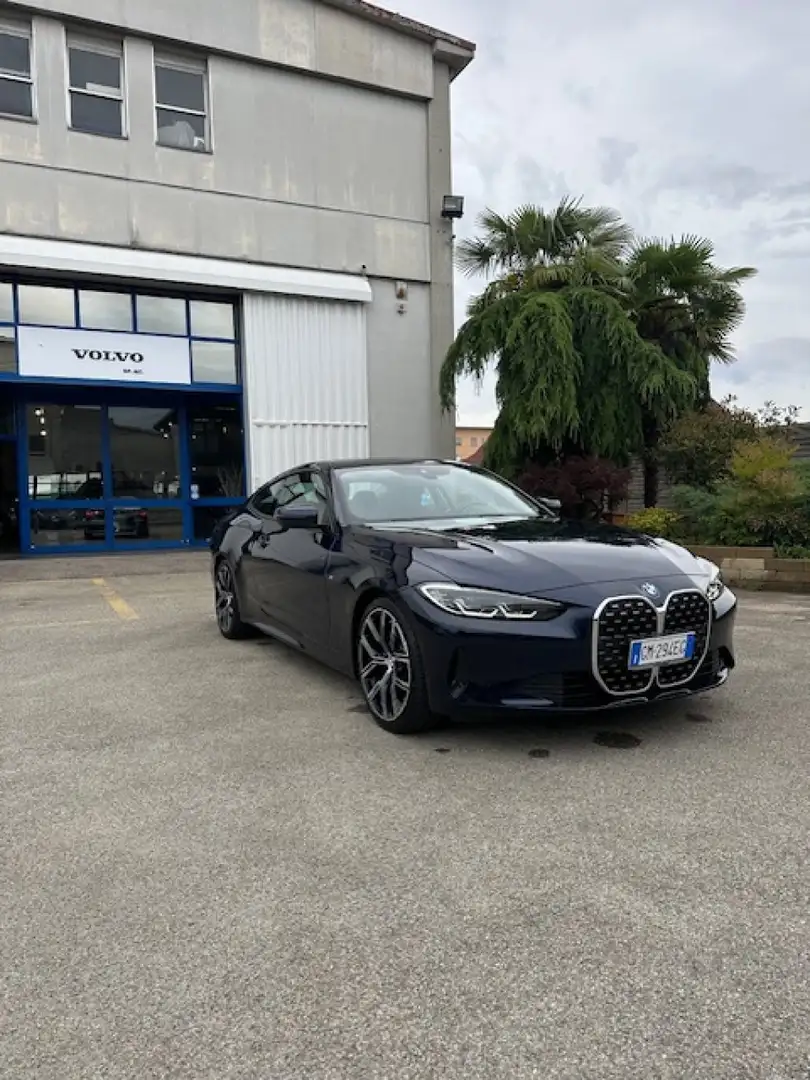 BMW 420 i Coupé Msport Modrá - 1