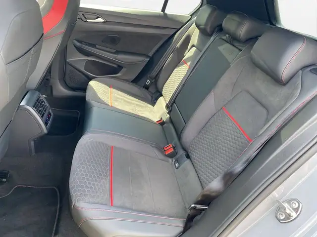 Volkswagen Golf view 12