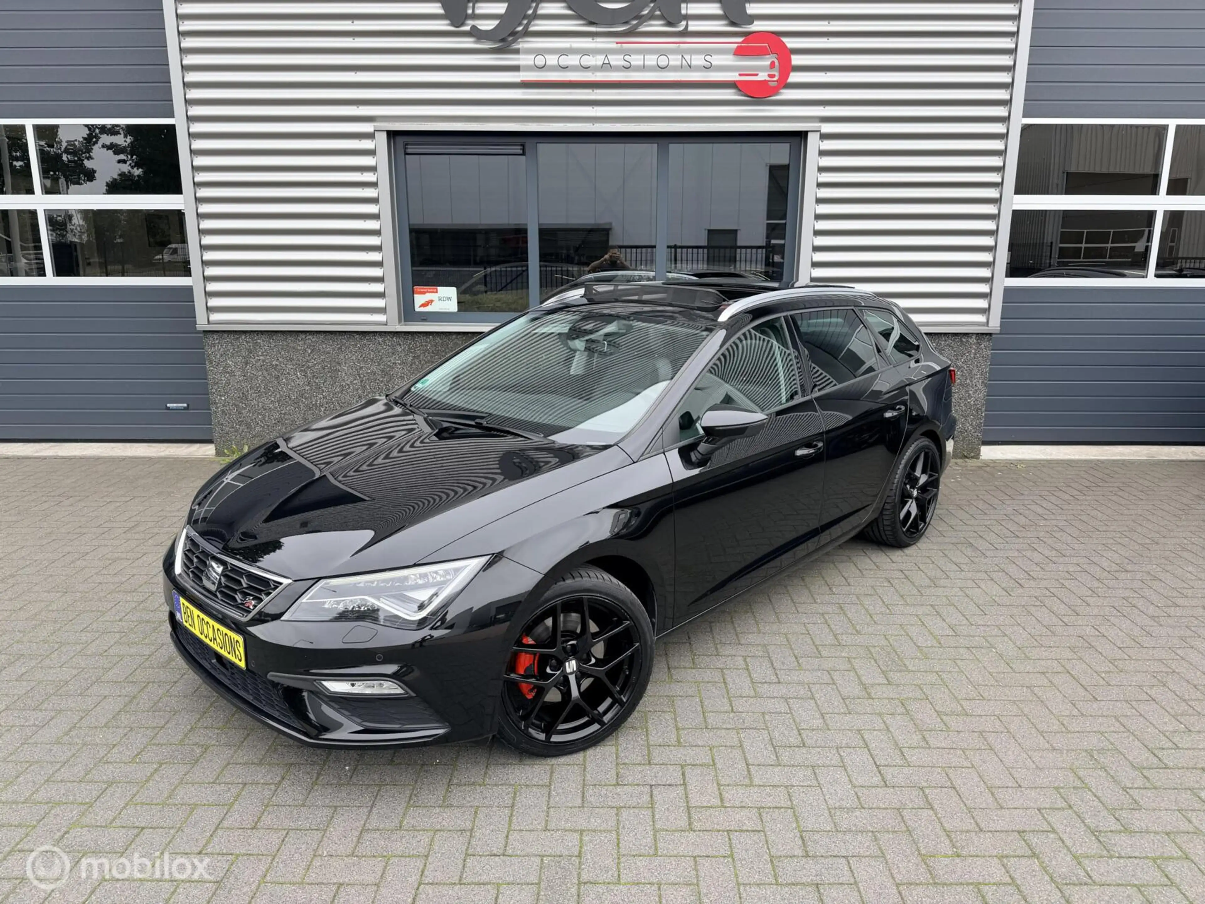SEAT Leon ST 1.4 EcoTSI FR Business Intense 2e Eig AUT Pano — photo 3