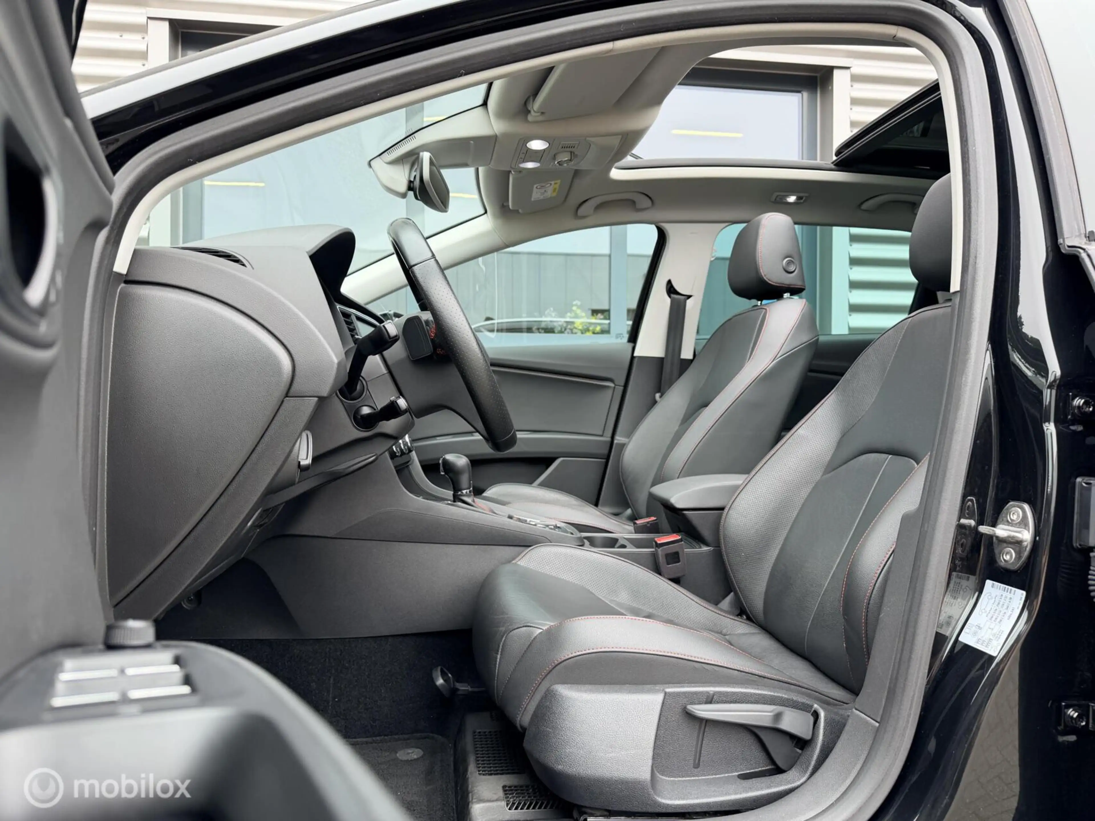 SEAT Leon ST 1.4 EcoTSI FR Business Intense 2e Eig AUT Pano — photo 15