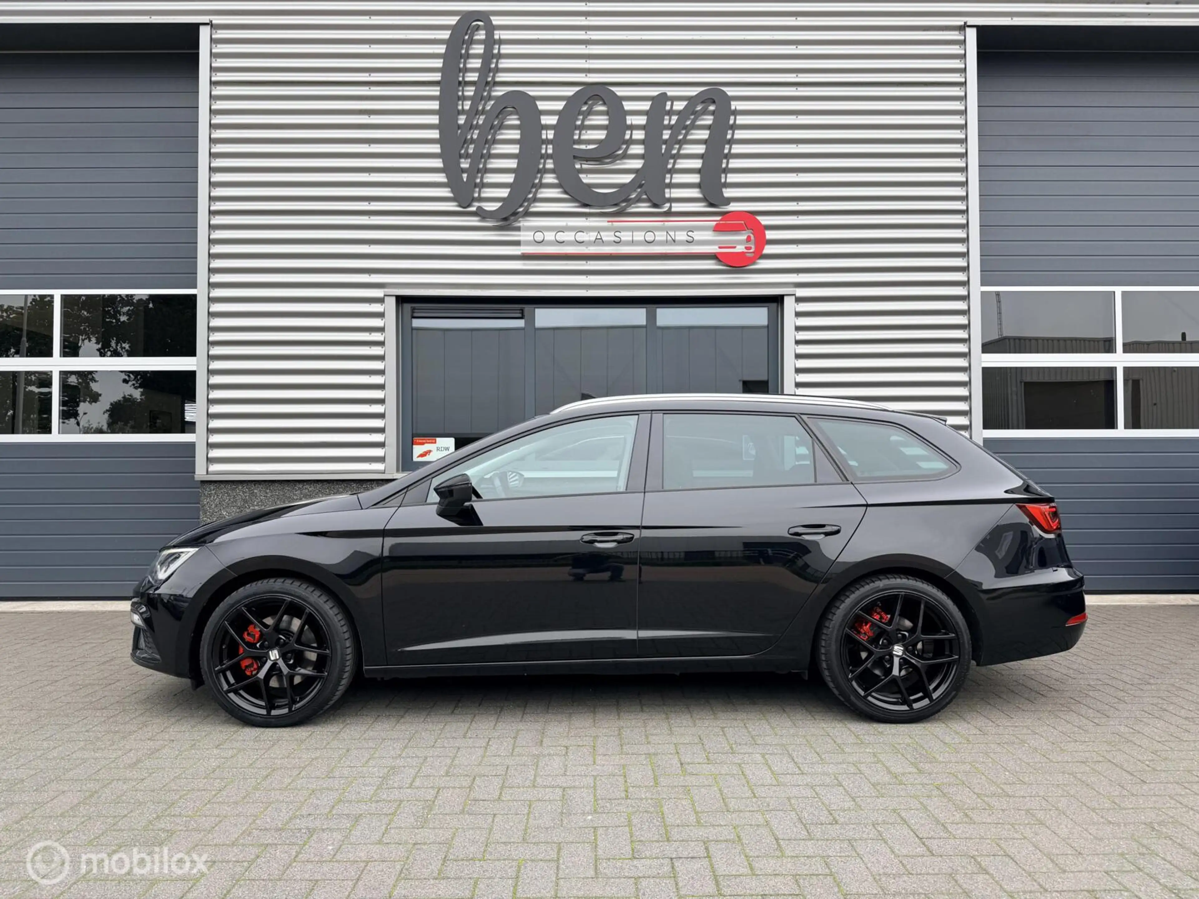 SEAT Leon ST 1.4 EcoTSI FR Business Intense 2e Eig AUT Pano — photo 13