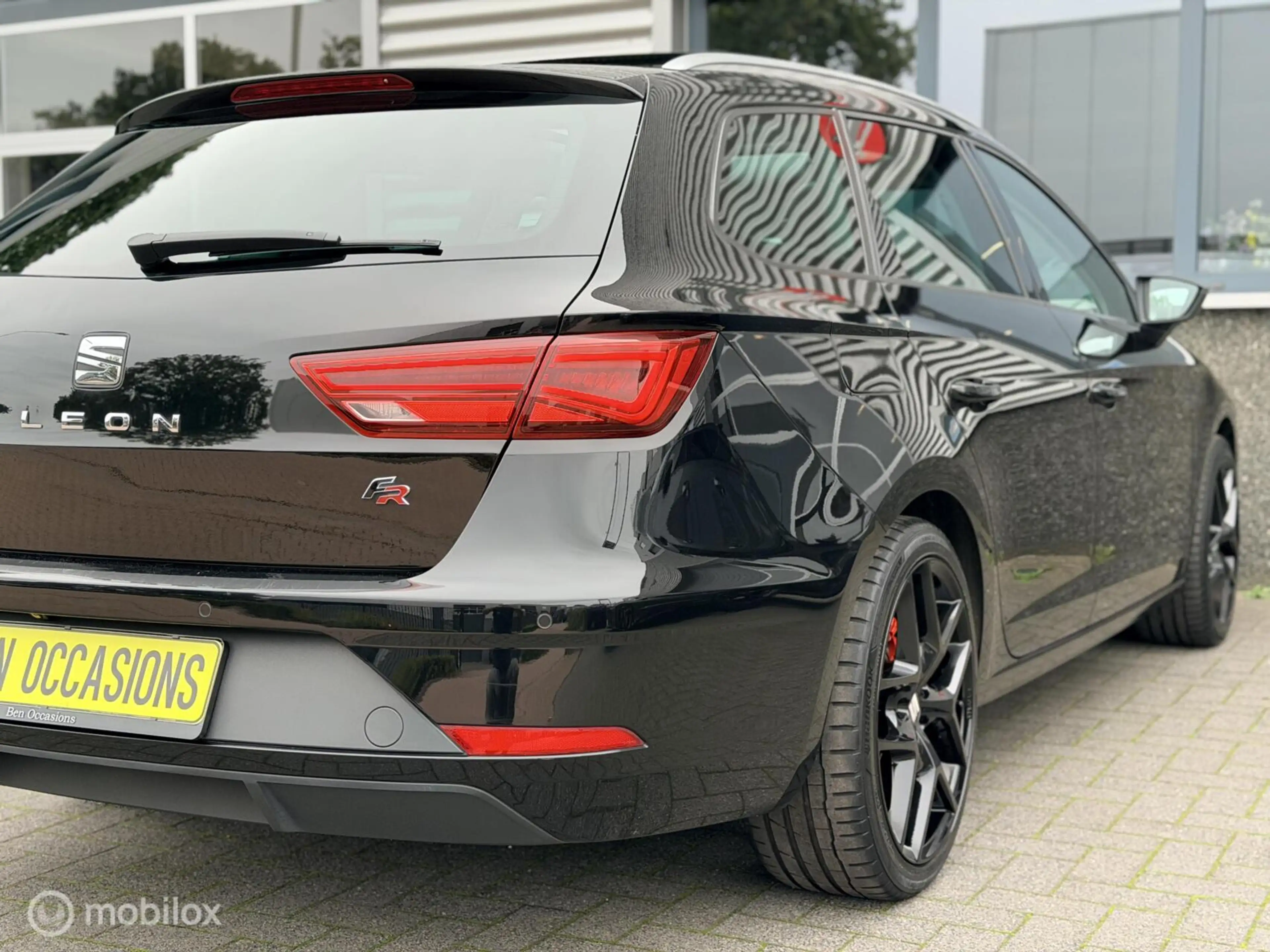 SEAT Leon ST 1.4 EcoTSI FR Business Intense 2e Eig AUT Pano — photo 11