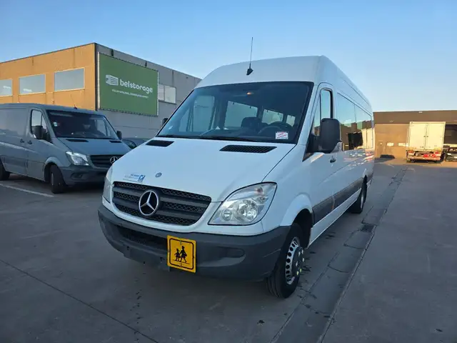 Mercedes-Benz Sprinter 511 (Stock ID 05277)