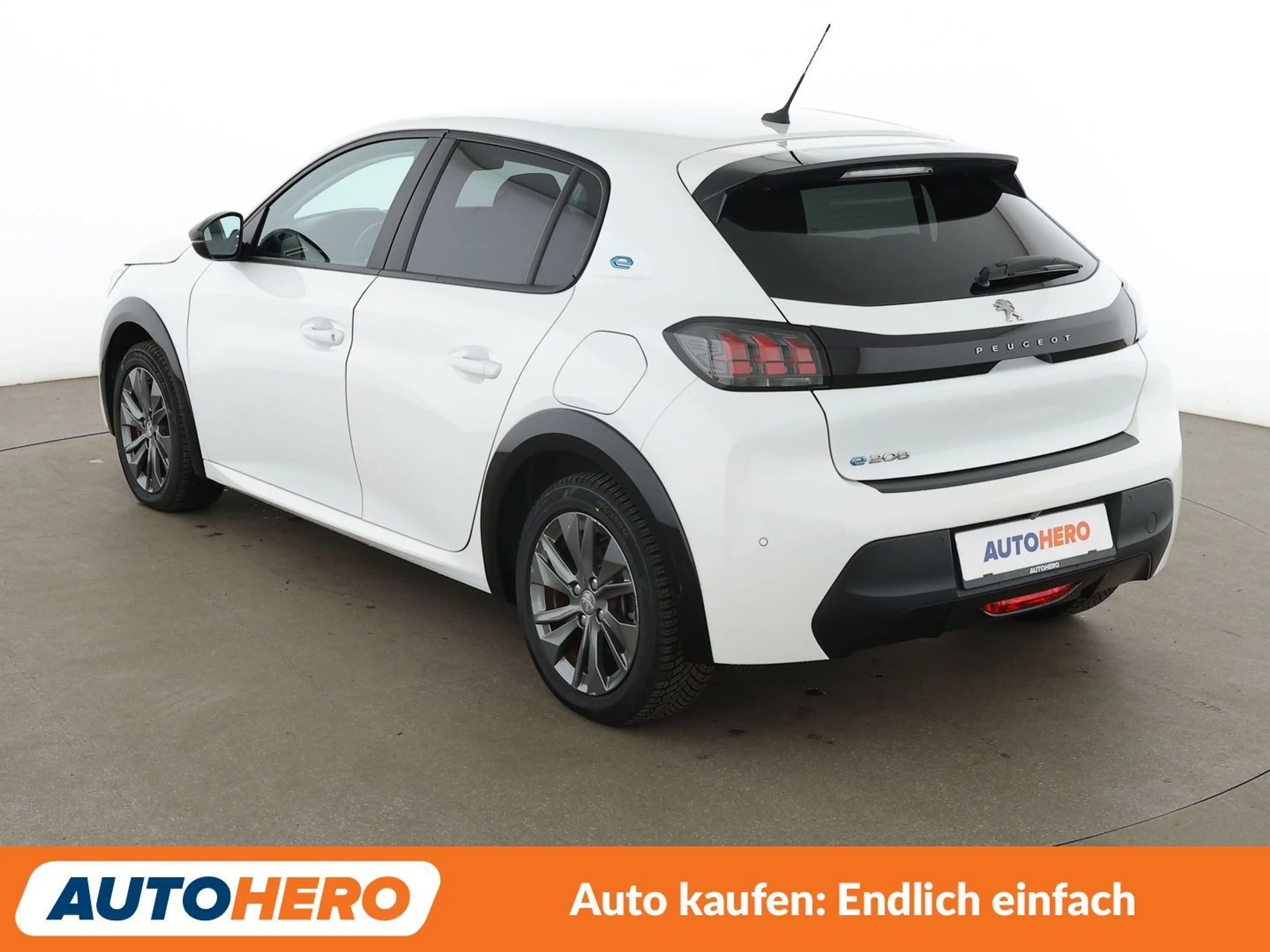 Peugeot e-208 electric drive 100 kW Active Pack Aut.*LED*SPUR* — photo 4
