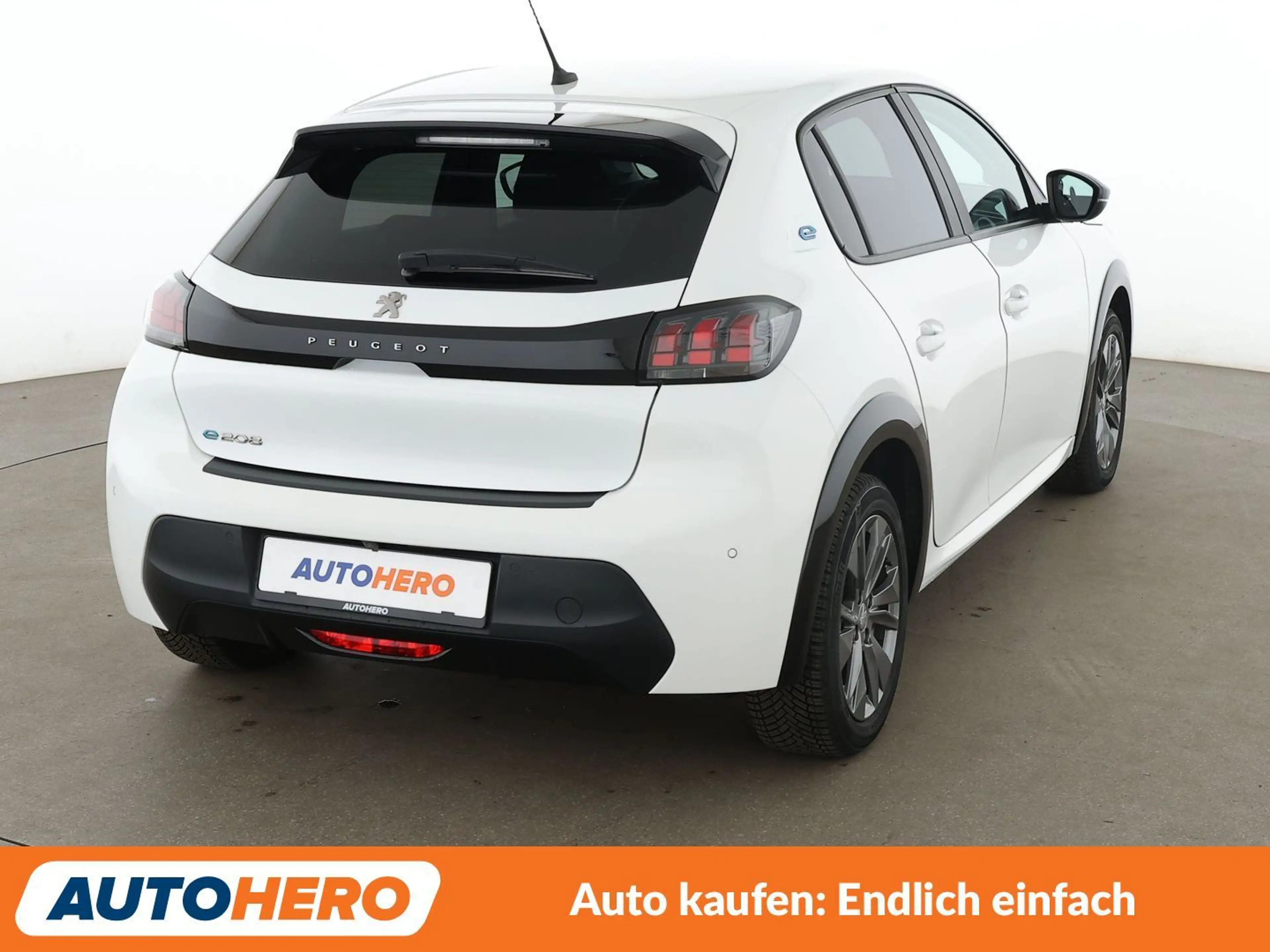 Peugeot e-208 electric drive 100 kW Active Pack Aut.*LED*SPUR* — photo 6