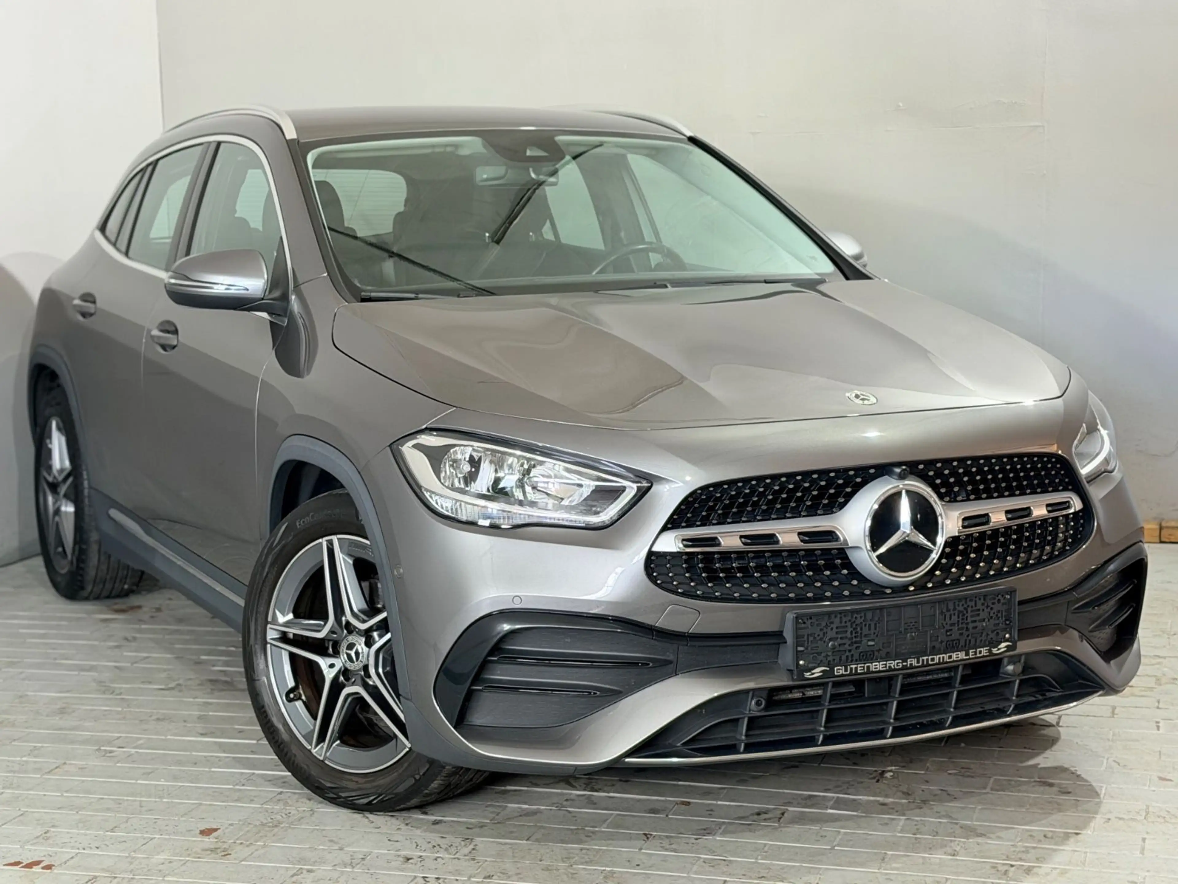 Mercedes-Benz GLA 180 AMG LINE 1.Hand  360Kamera Apple/Android — photo 6