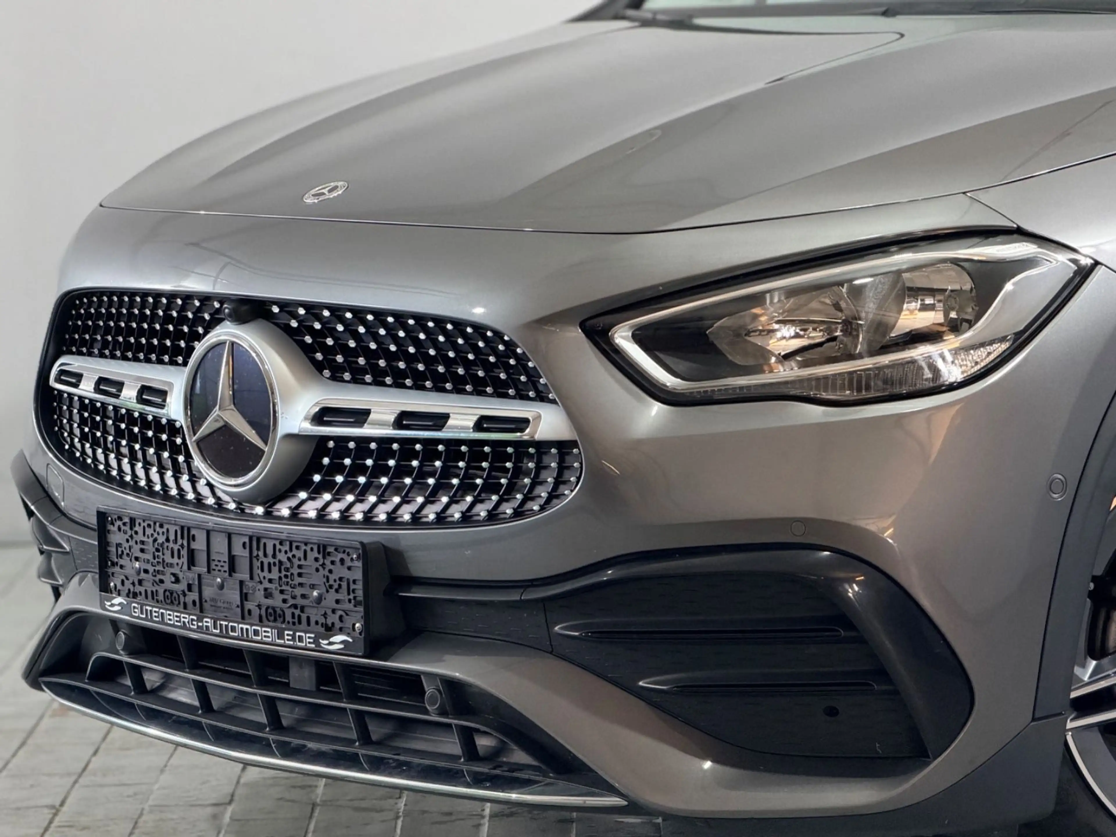 Mercedes-Benz GLA 180 AMG LINE 1.Hand  360Kamera Apple/Android — photo 5