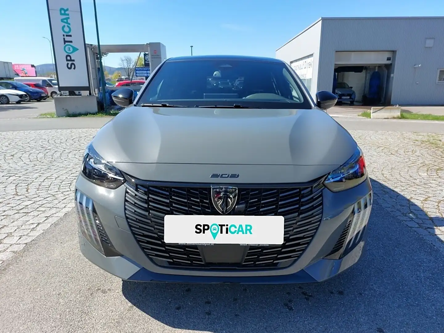 Peugeot 208 GT Hybrid 110 e- Rot - 2