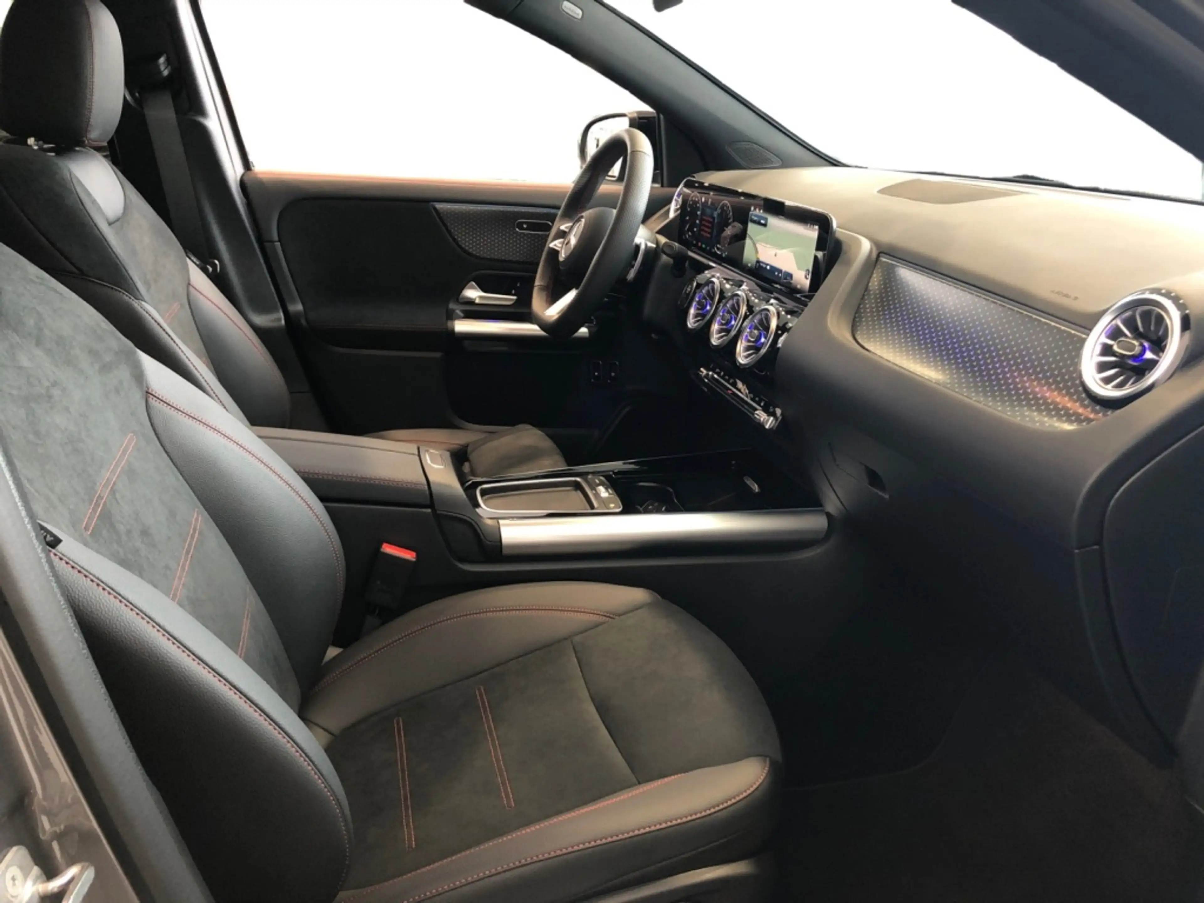 Mercedes-Benz GLA 250 e AMG +EditionAMG+19Z+Night+Pano+AHK — photo 6
