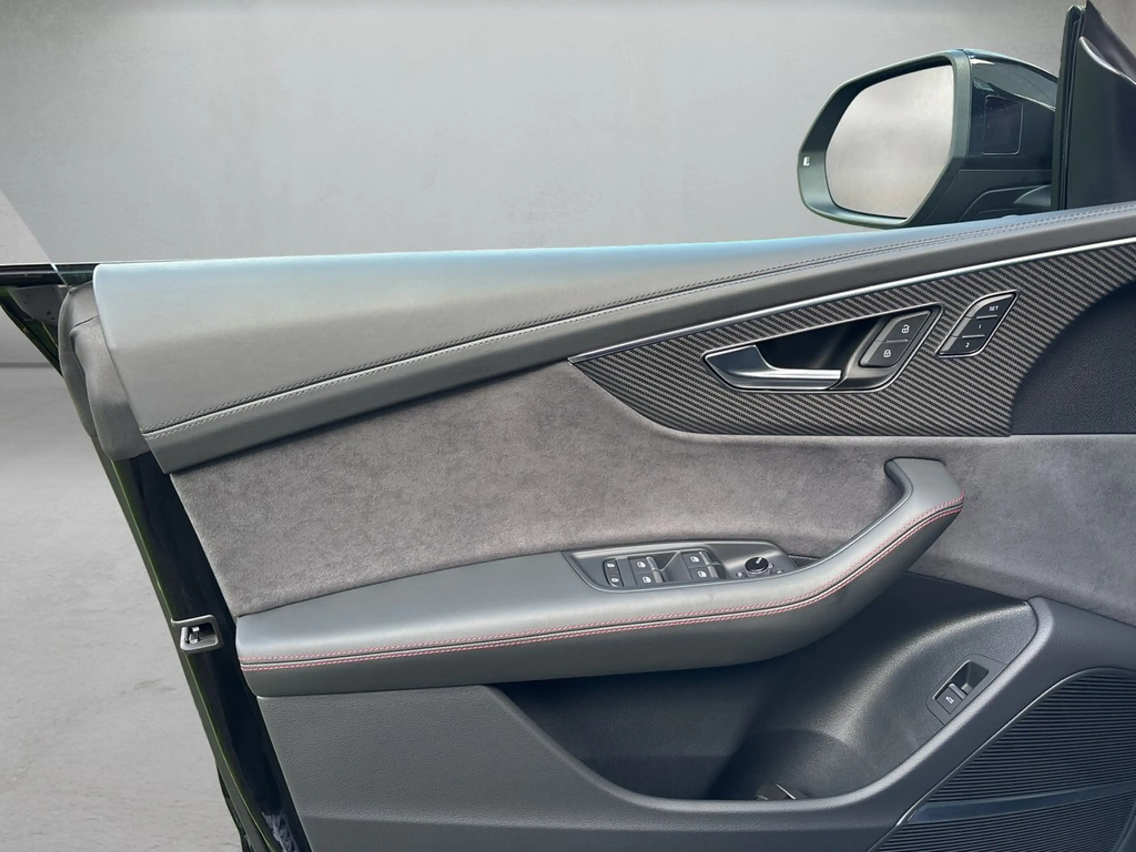 Audi RS Q8 4.0 TFSI quattro tiptronic *HUD*PANO* — photo 6