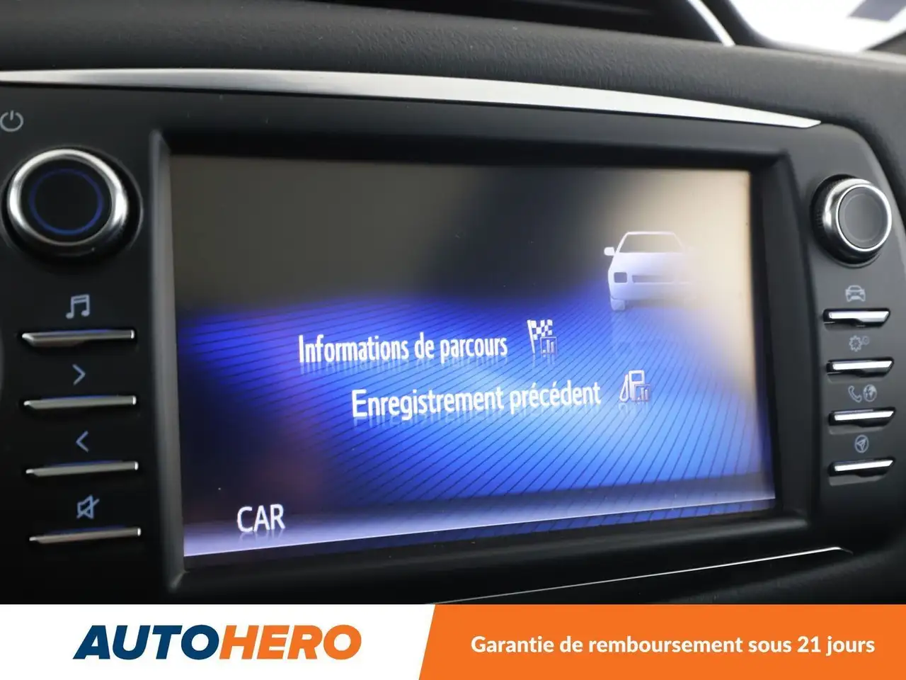 Toyota Yaris Yaris — photo 21
