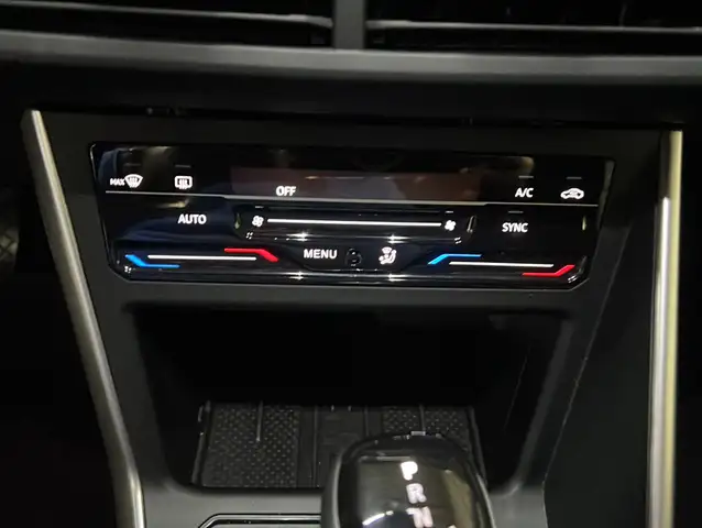 Volkswagen Taigo view 18