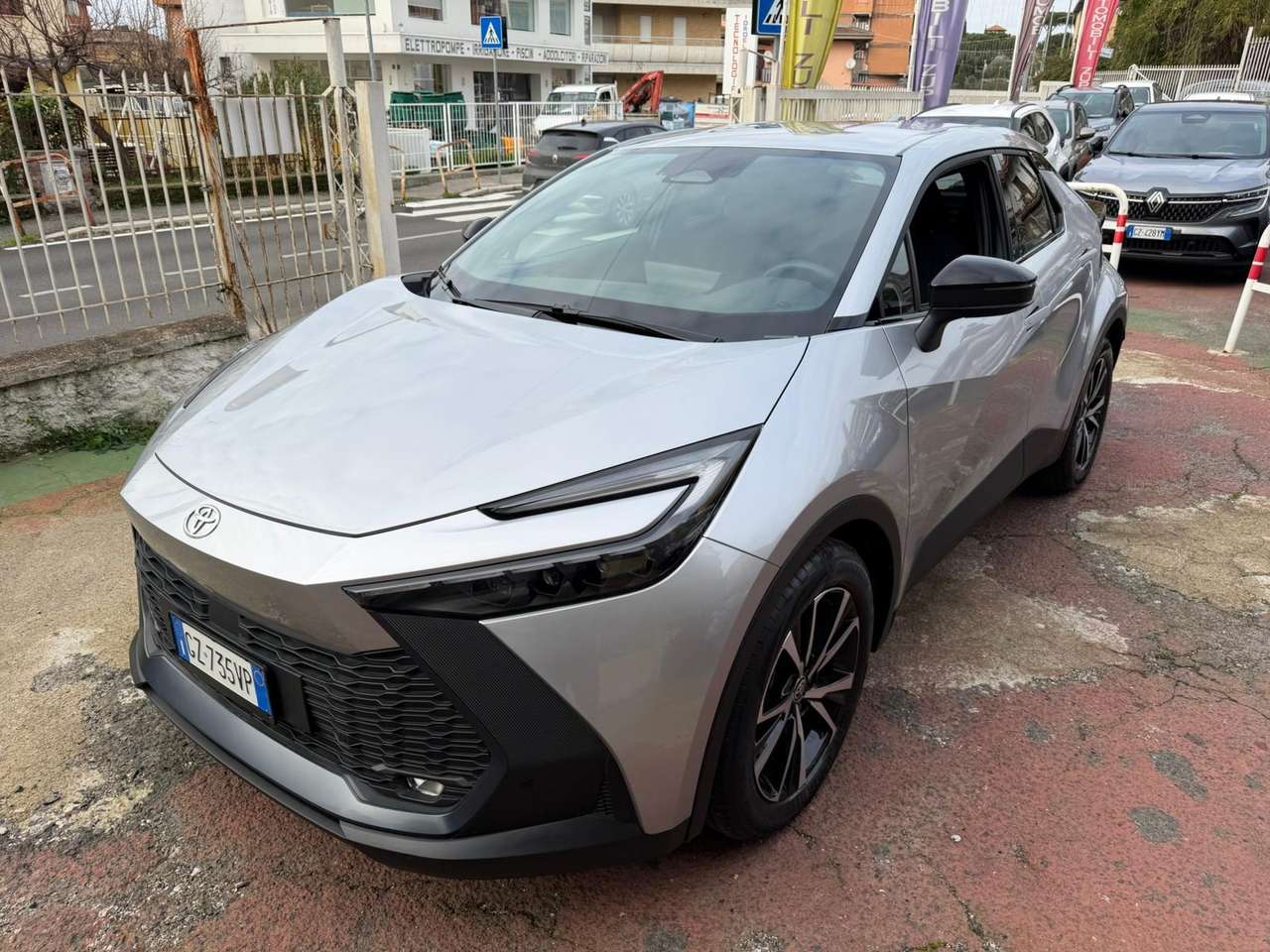Toyota C-HR 1.8 hev ALL. Trend e-cvt **SOLO 18.000KM**