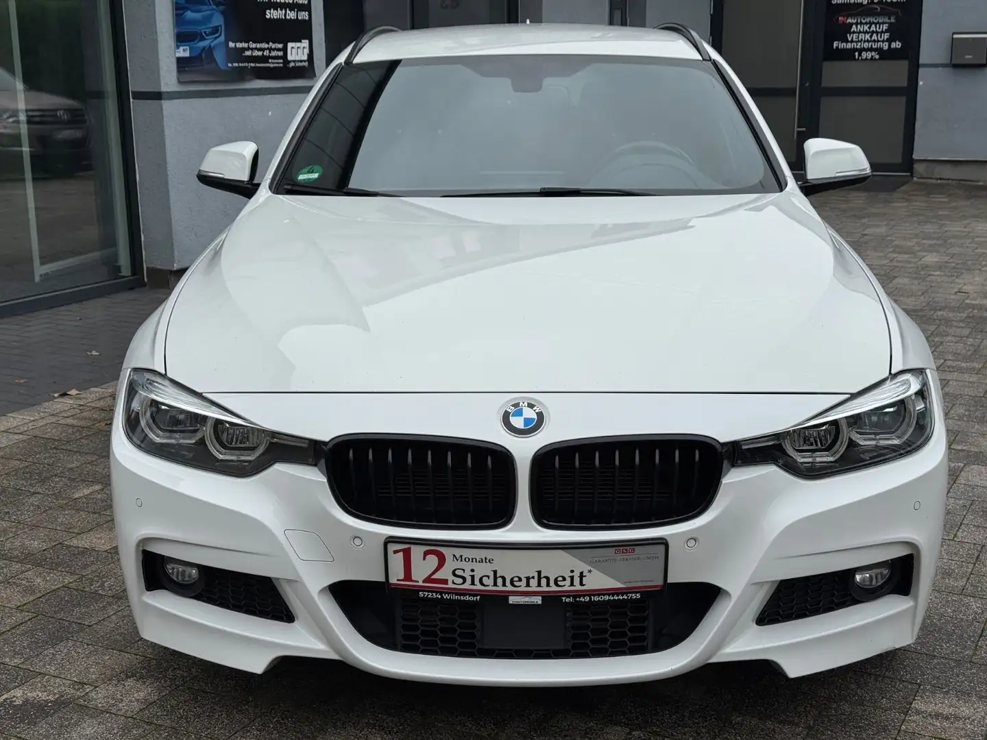 BMW 320 d xDrive Touring M Sport Shadow Automatik*ACC Weiß - 2
