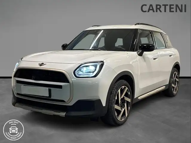 MINI Cooper Countryman Mini 1.5 48V C Favoured auto