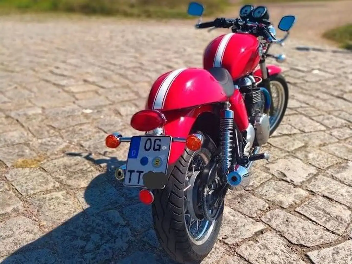 Triumph Thruxton 900ccm  Einspritzer Piros - 2