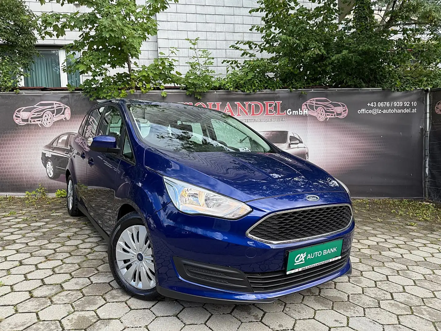 Ford Grand C-Max Grand C-MAX Trend 1,0 EcoBoost 7 Sitzer Blau - 1