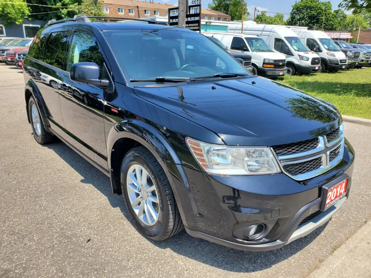 Dodge Journey снимка Dodge Journey