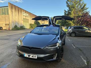 100D
