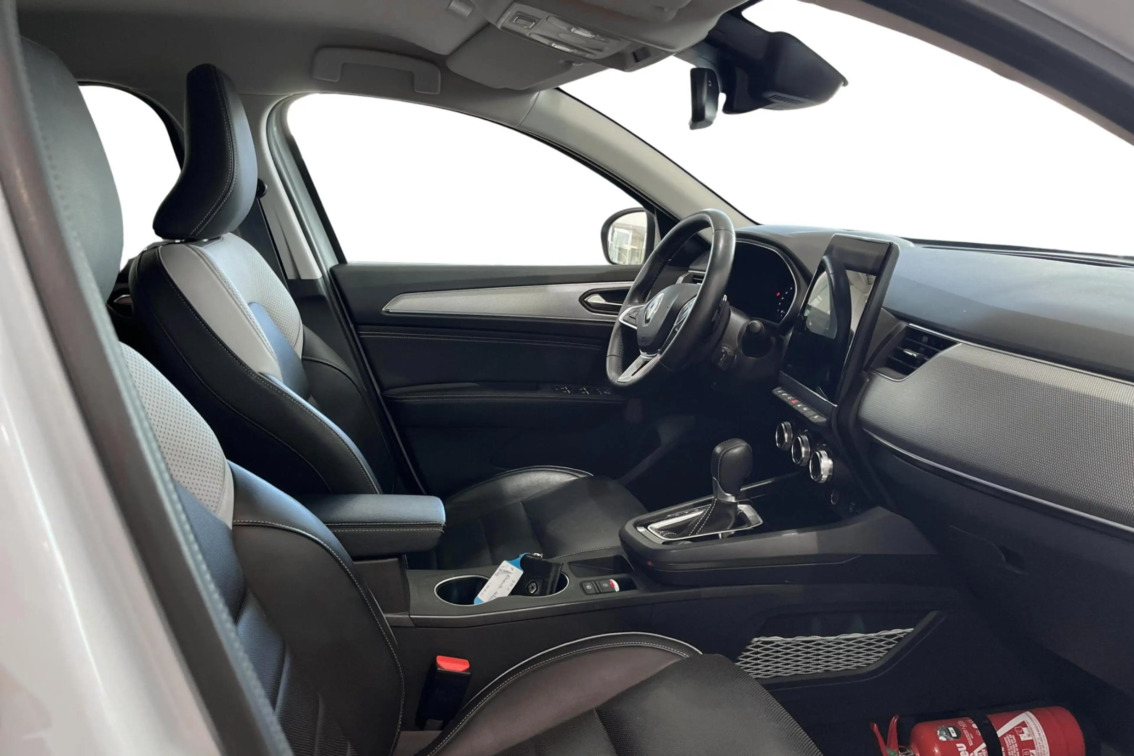 Renault Arkana TCe MHEV 140 EDC Techno leder + winterbanden — photo 6