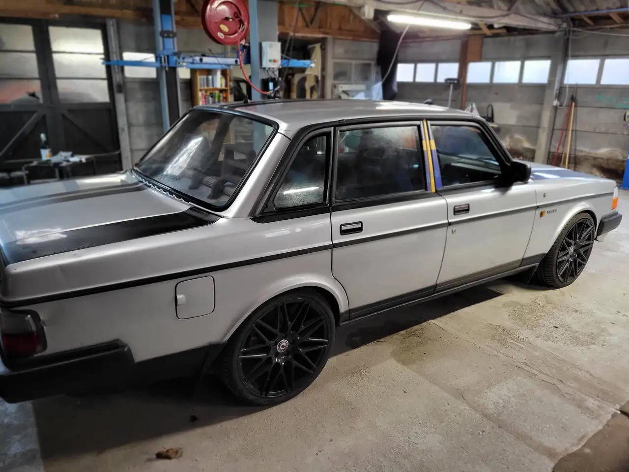 Volvo 240 Zilver, foto 3