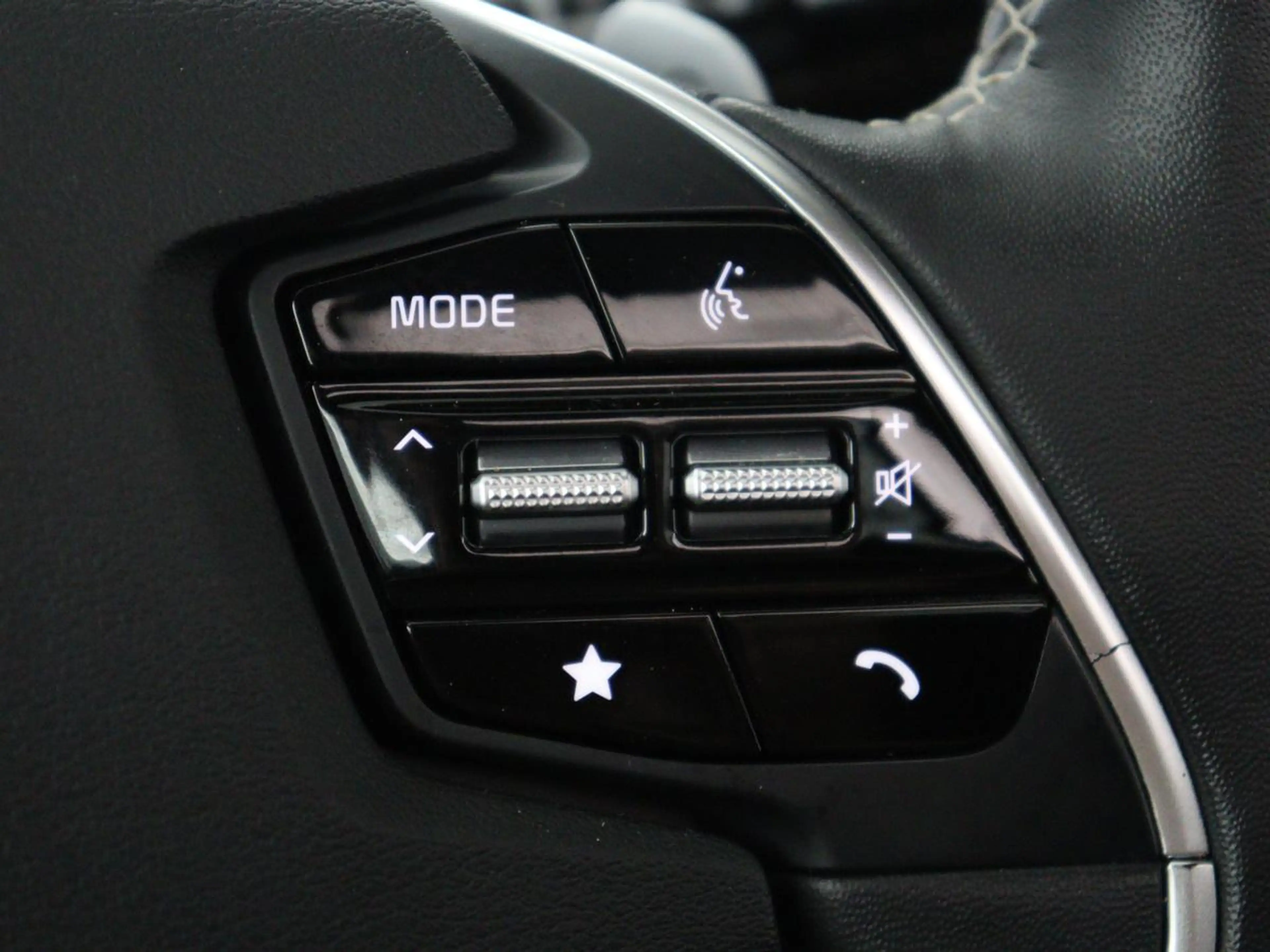 Kia EV6 GT-Line 77.4 kWh | SOH 93,5% | Panoramadak | Stuur — photo 25