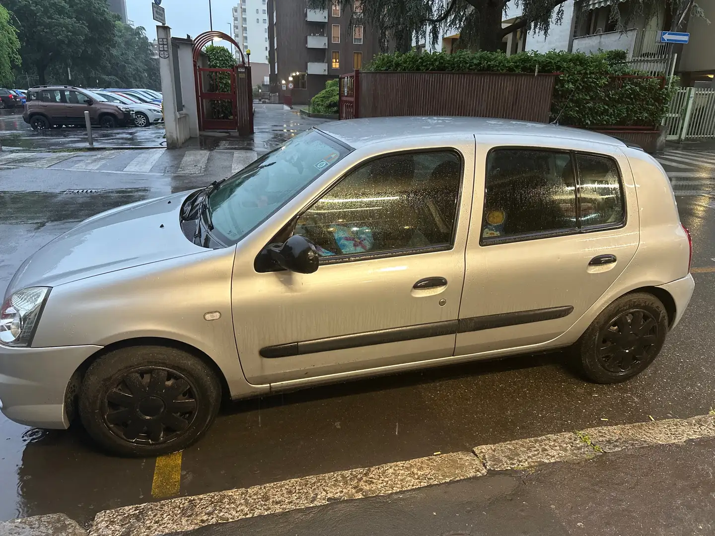 Renault Clio Storia Argento - 1