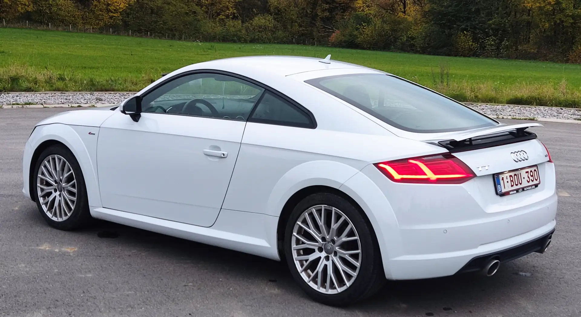 Audi TT TT Coupé 2.0 TDi ultra S line Blanc - 2