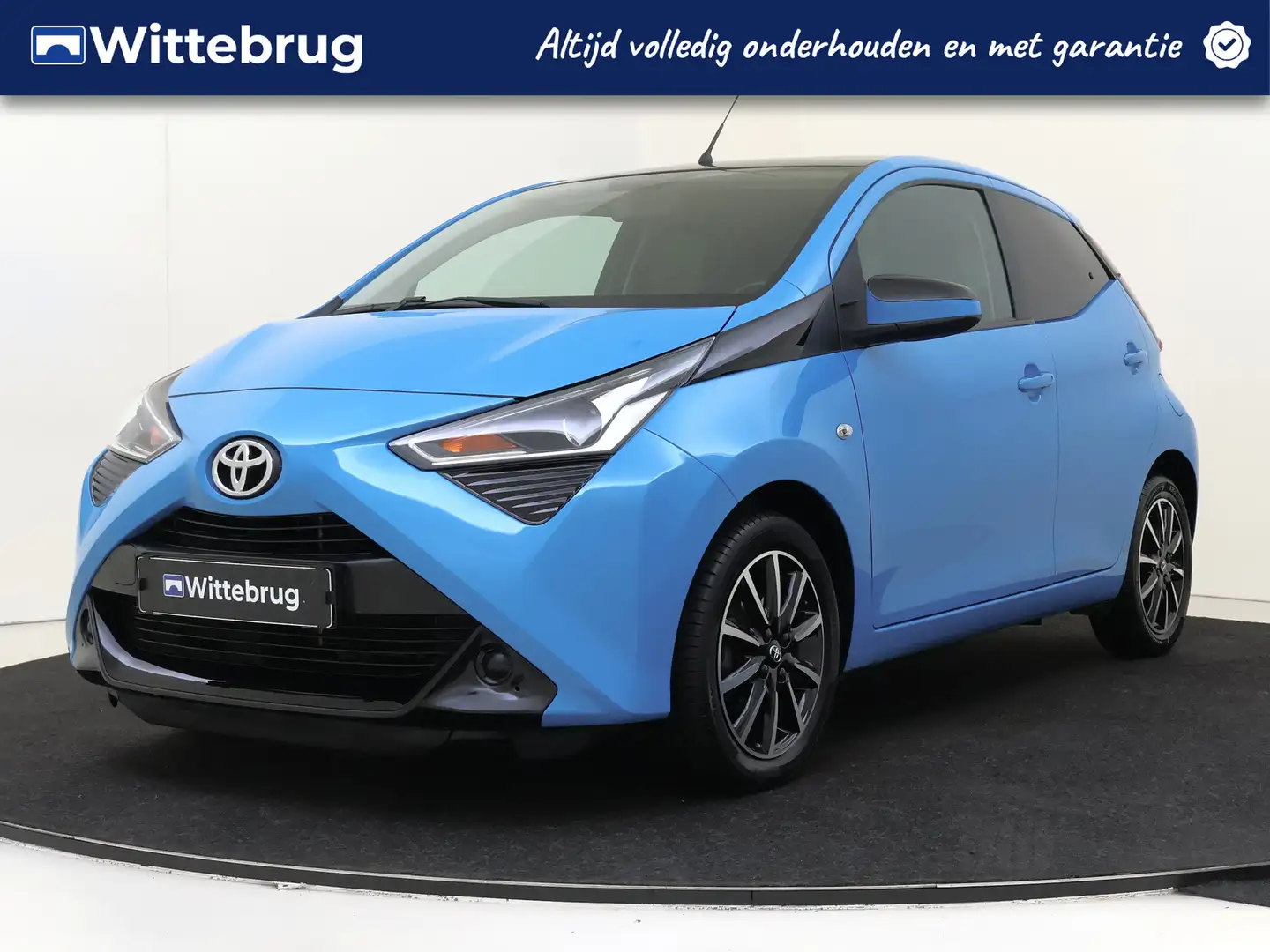 Toyota Aygo 1.0 VVT-i x-play Camera | Apple Carplay | Elekt Sp Bleu - 1
