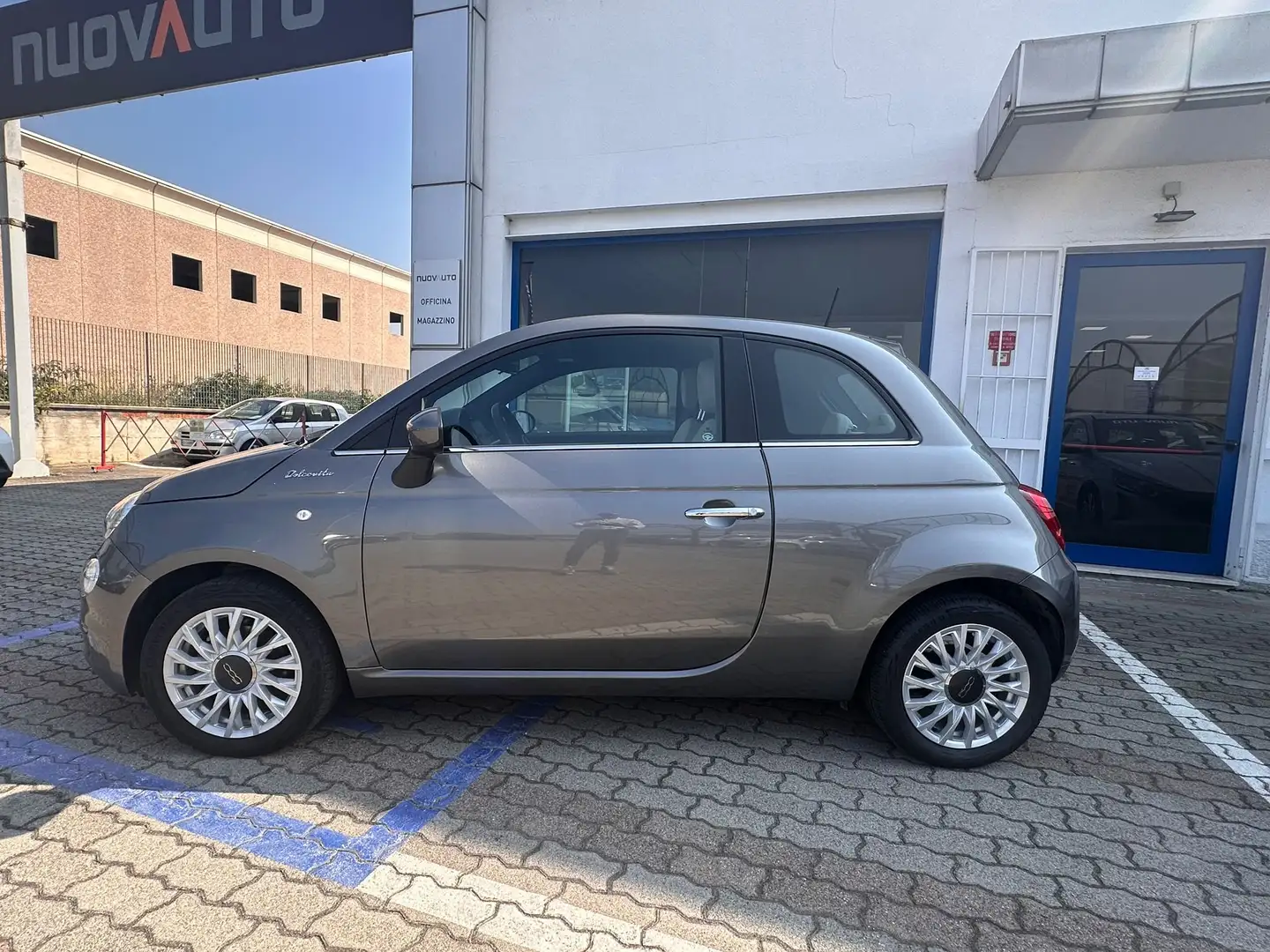 Fiat 500 1.0 Hybrid Dolcevita Grau - 2