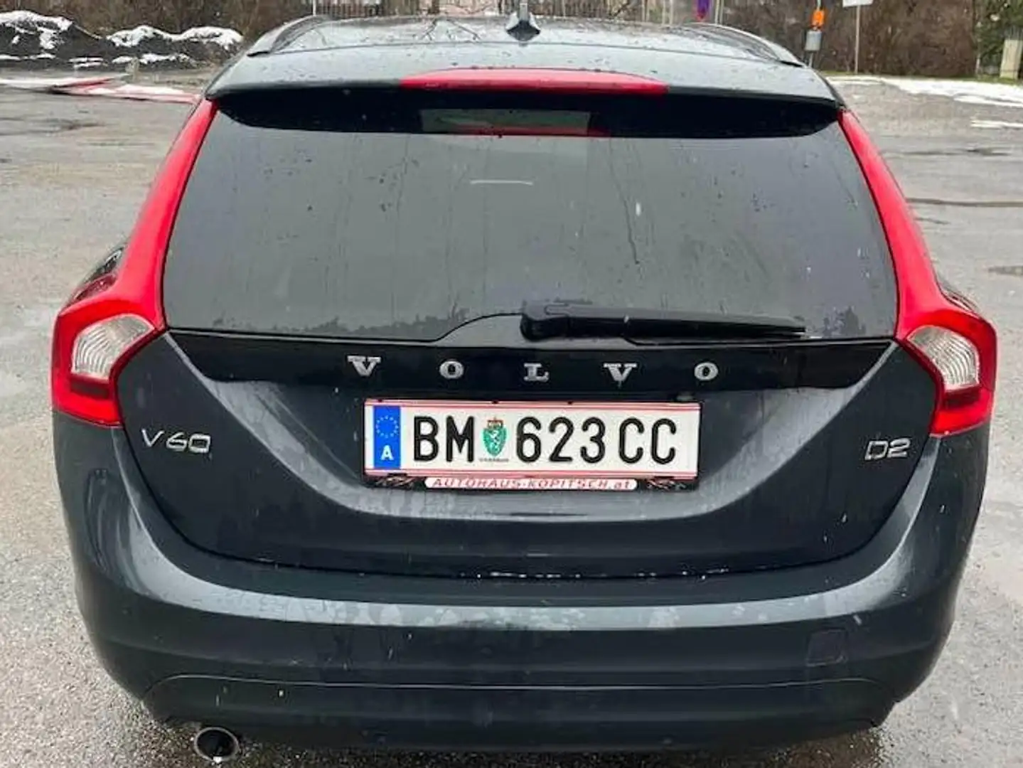 Volvo V60 V60 D2 Kinetic Kinetic Grau - 2