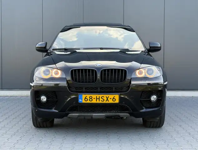 BMW X6 view 7