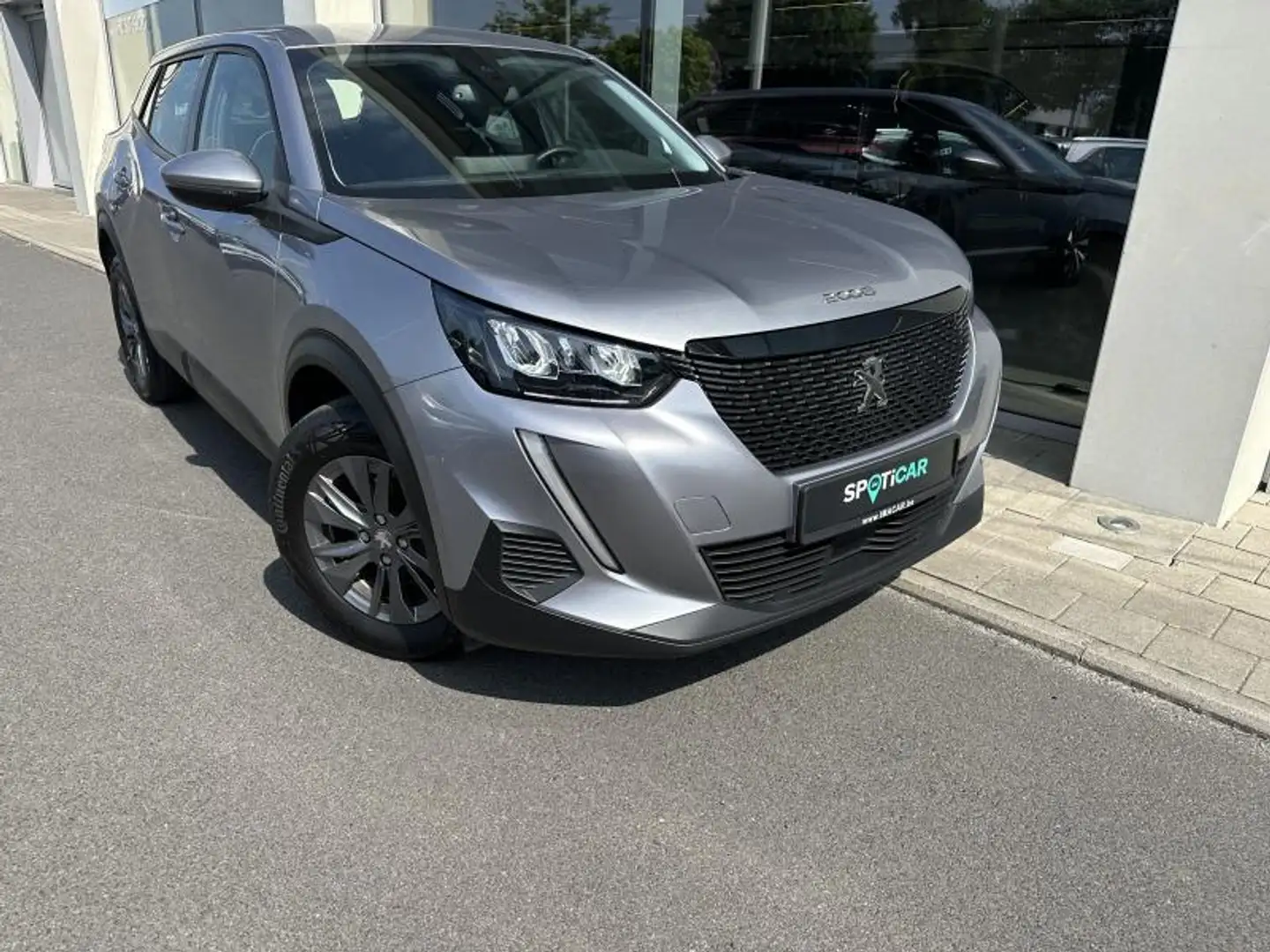 Peugeot 2008 Active Pack 1.2 BENZINE 100 PK Szürke - 1