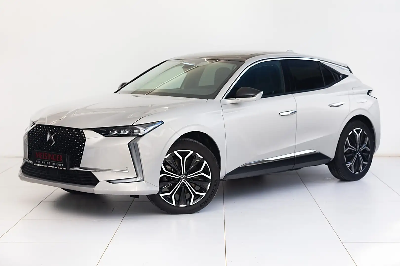 DS Automobiles DS 4 E-Tense 225 PHEV Opera Silber - 1