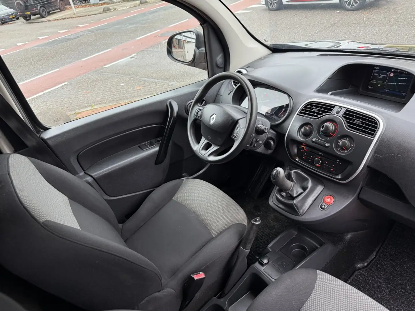 Renault Kangoo 1.5 dCi 90 Comfort navi camara airco 2de eigenaar Zwart - 2