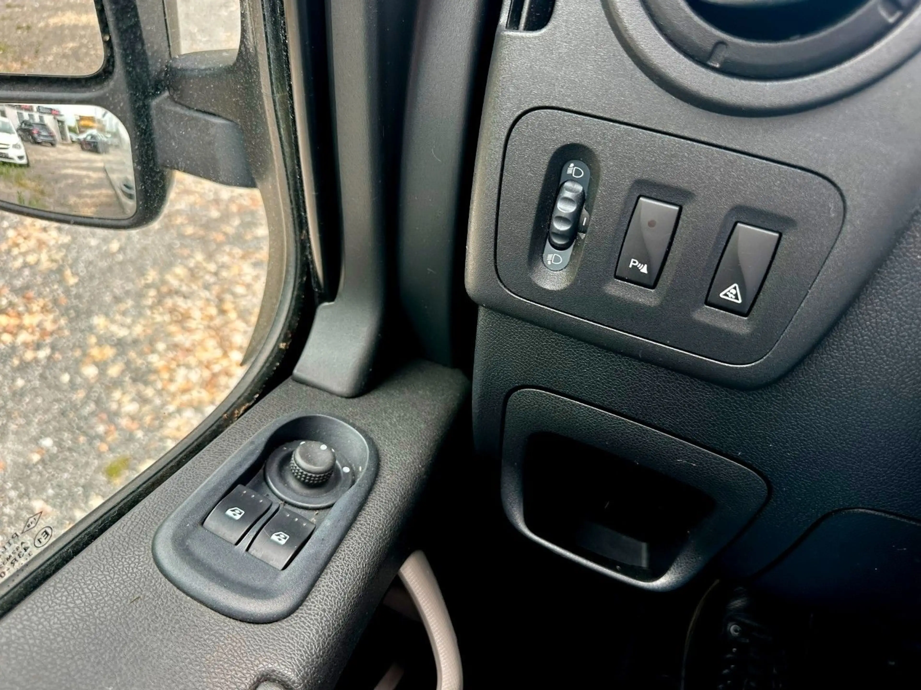 Renault Master 2,3 dCi 125 + Caravan + Klima — photo 13