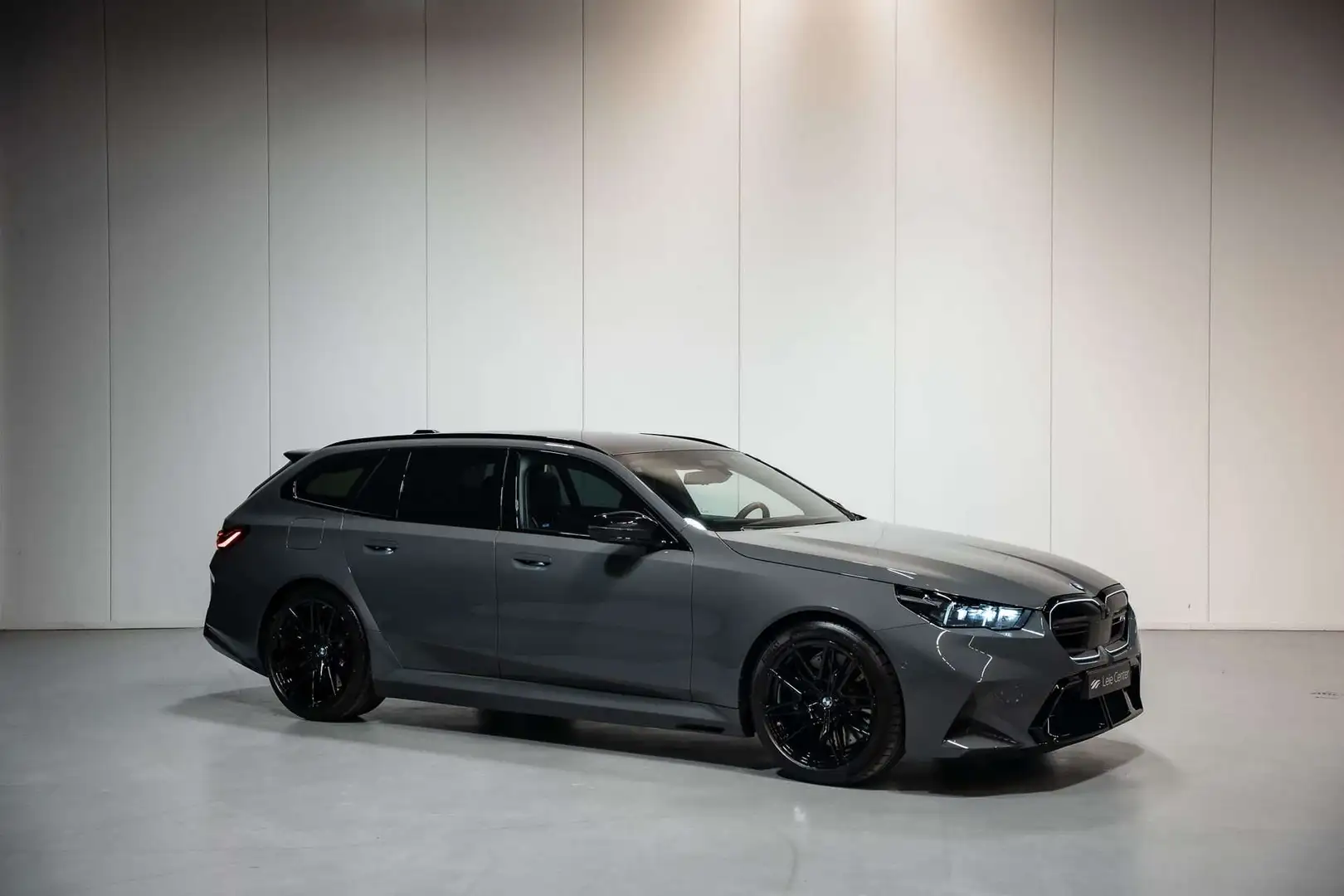 BMW M5 BMW M5 Touring Gris - 1